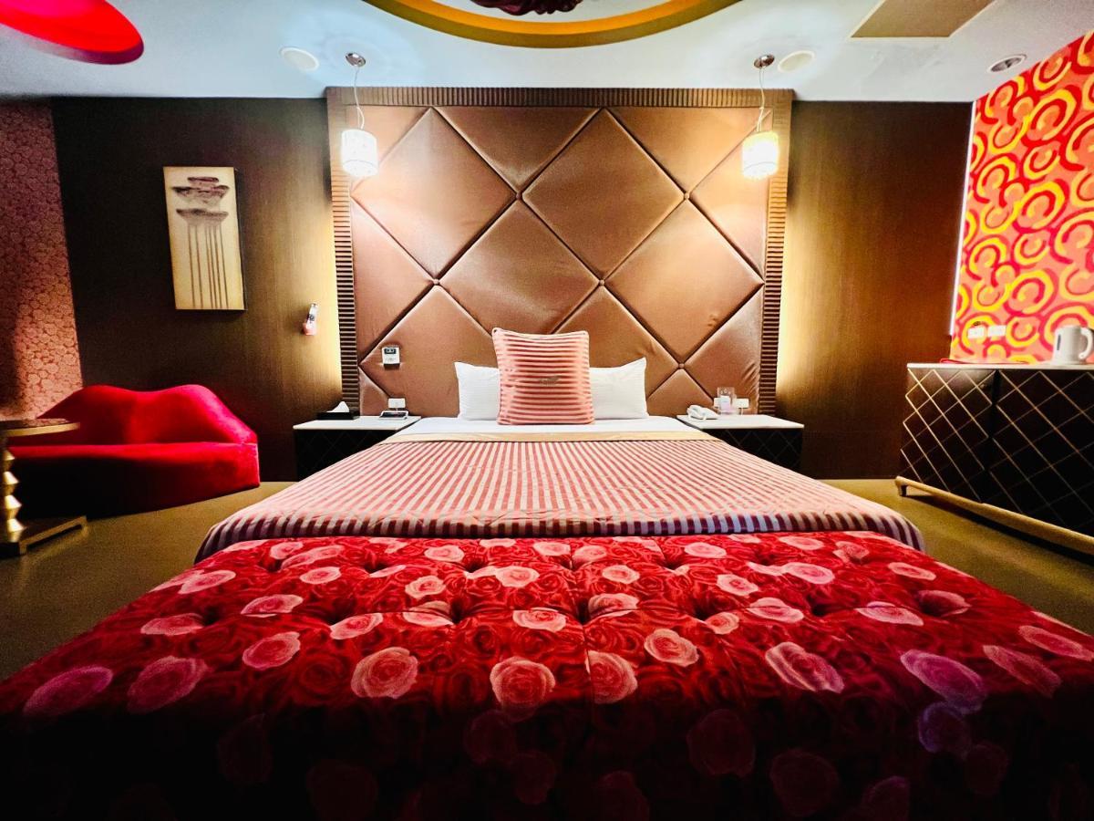 Motel Fabulous Суао Екстериор снимка